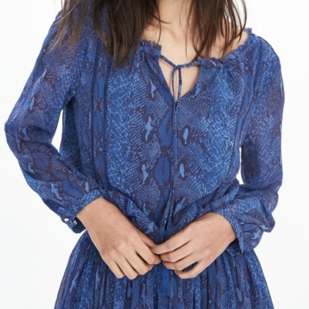 Banana Republic Blue Snakeskin Long Sleeve Dress Small